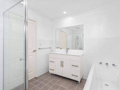 12 Smiths Close, Forster