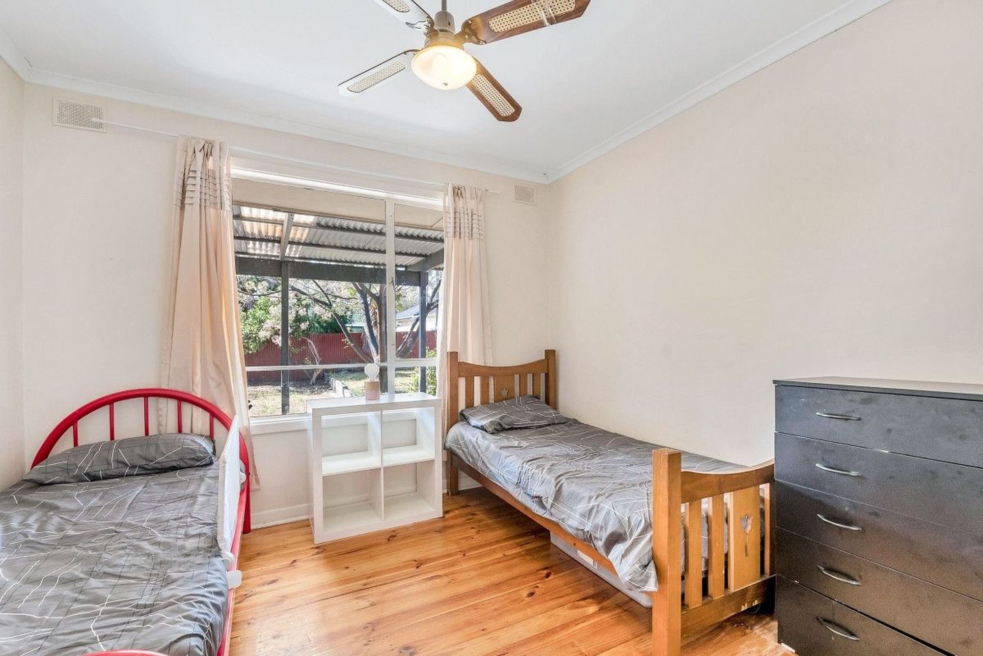 14 Kalina Avenue, Para Vista