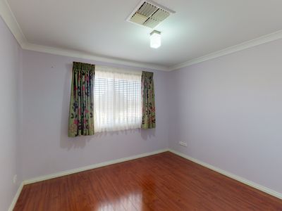 105 Oak Crescent, Narromine