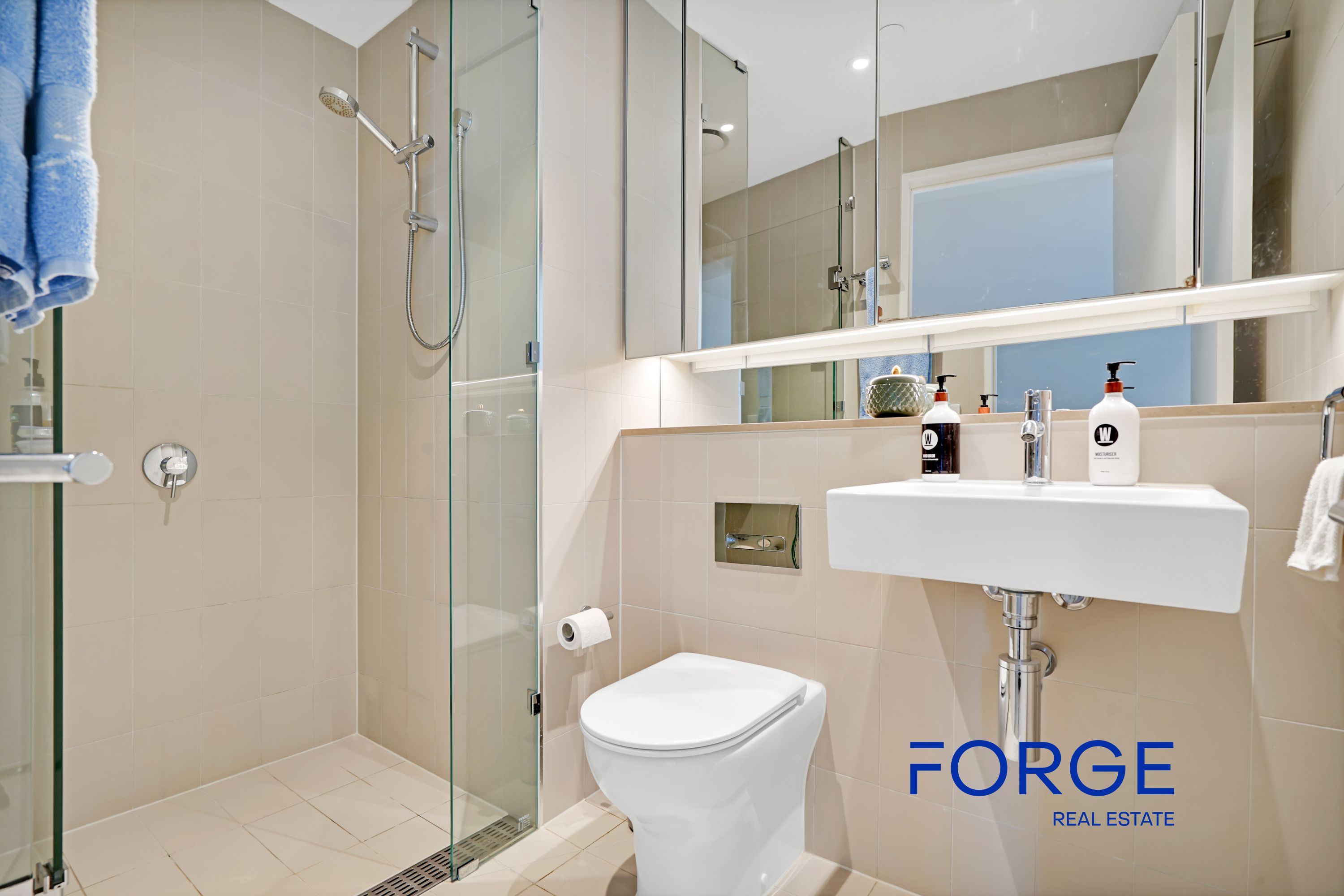 1703s / 889 Collins Street, DOCKLANDS