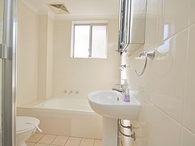 7 / 24 Ferguson Avenue, Wiley Park