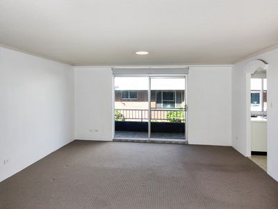 19 / 106-108 Little St, Forster