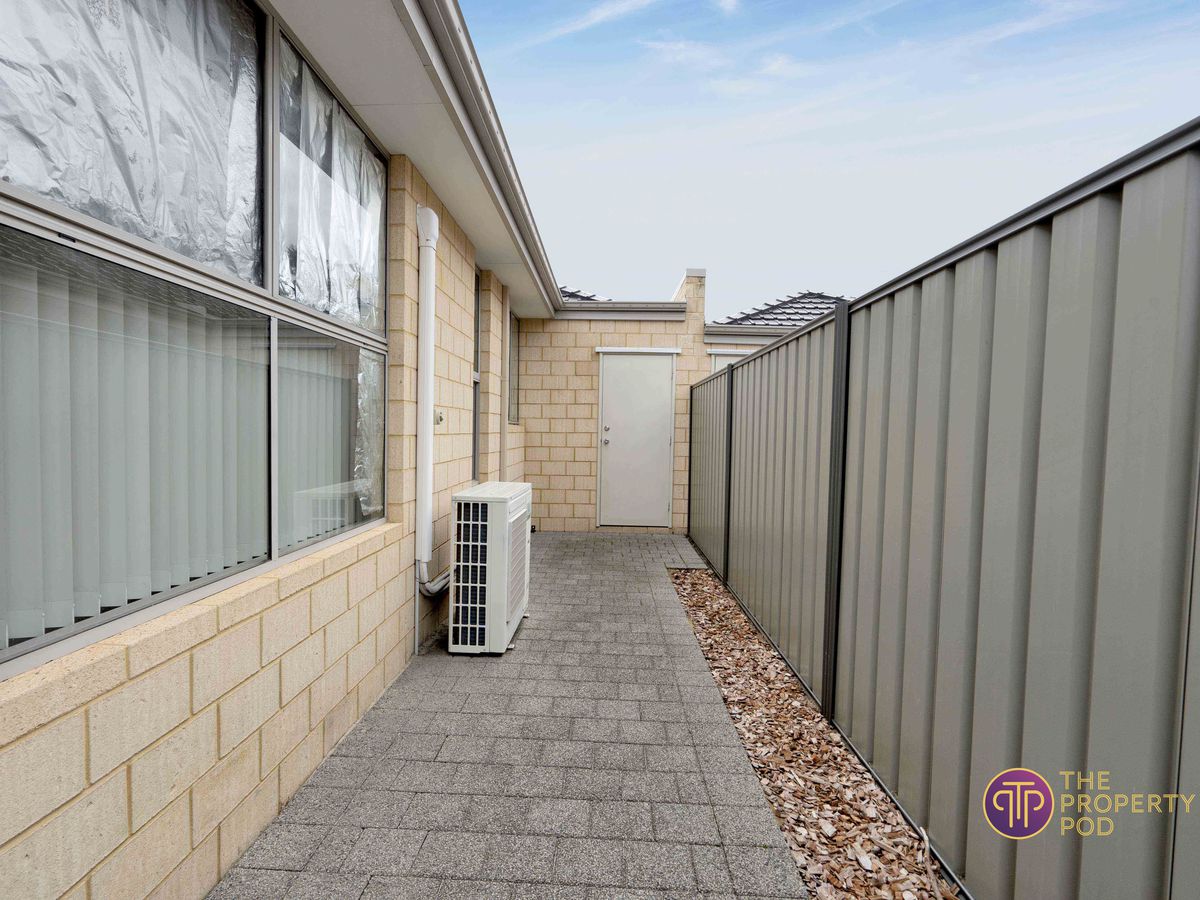 9 / 14 Carbine Bend, Byford