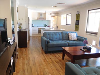 8 Delisle Ave, Shepparton