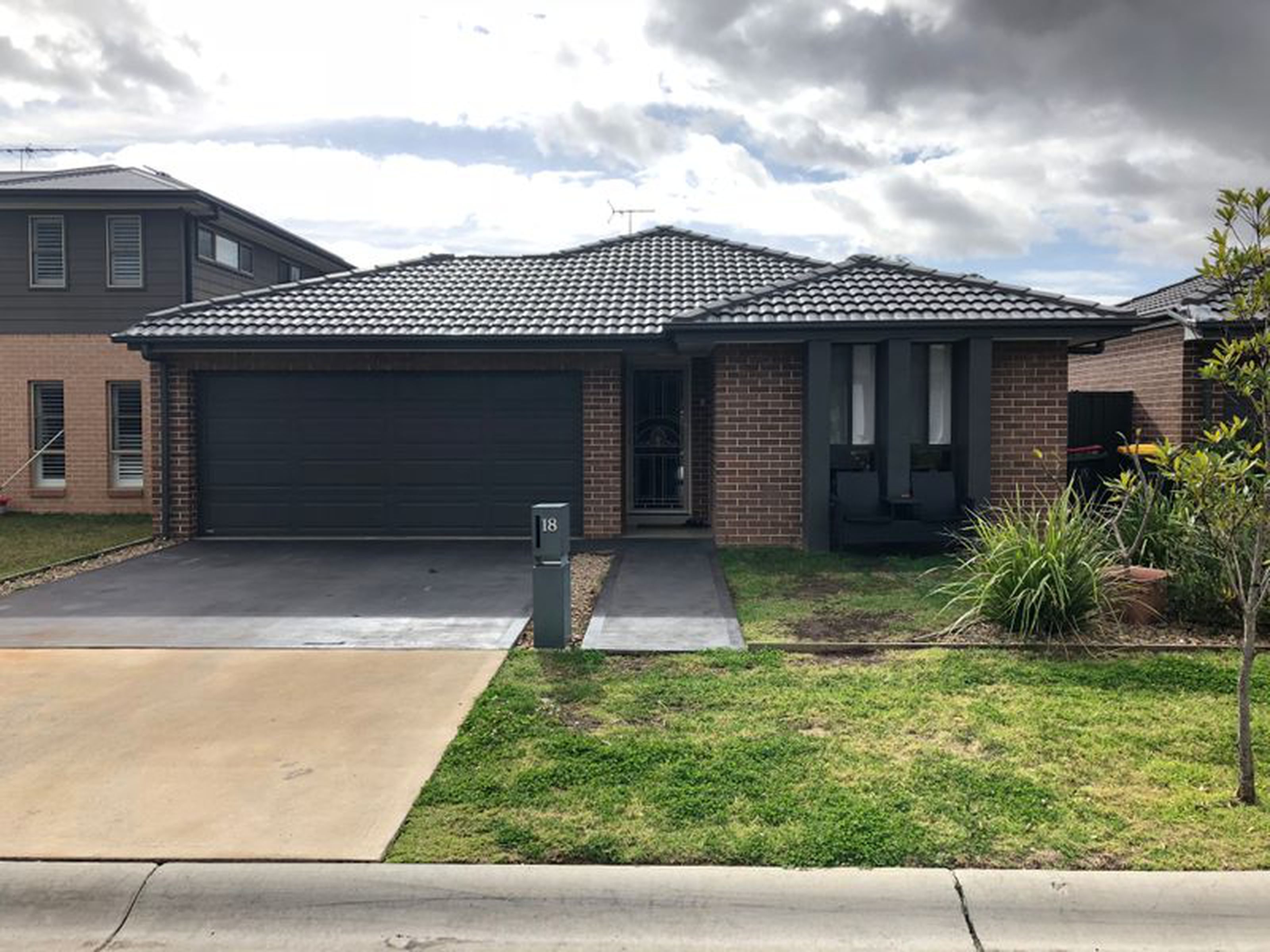 18 Daylesford Crescent, ROPES CROSSING