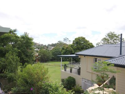 1 / 25 View Street, Mount Gravatt East