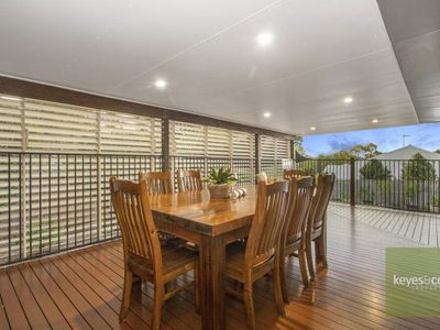 19 Monte Visto Court, Mount Louisa