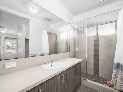 32 Bradley Street, Southern River