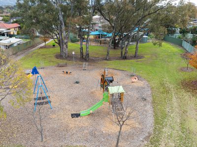 73 CHAPPLE STREET, Wodonga