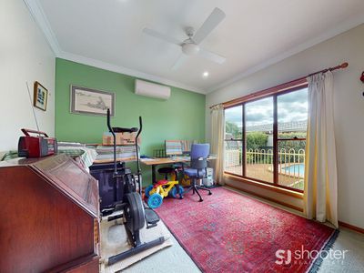 12 Wirraway Close, Dubbo