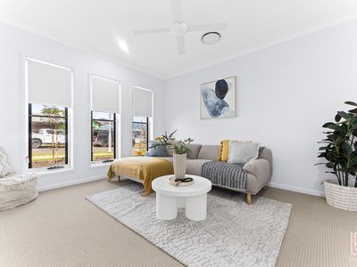 11 Spoonbill Avenue, Warnervale
