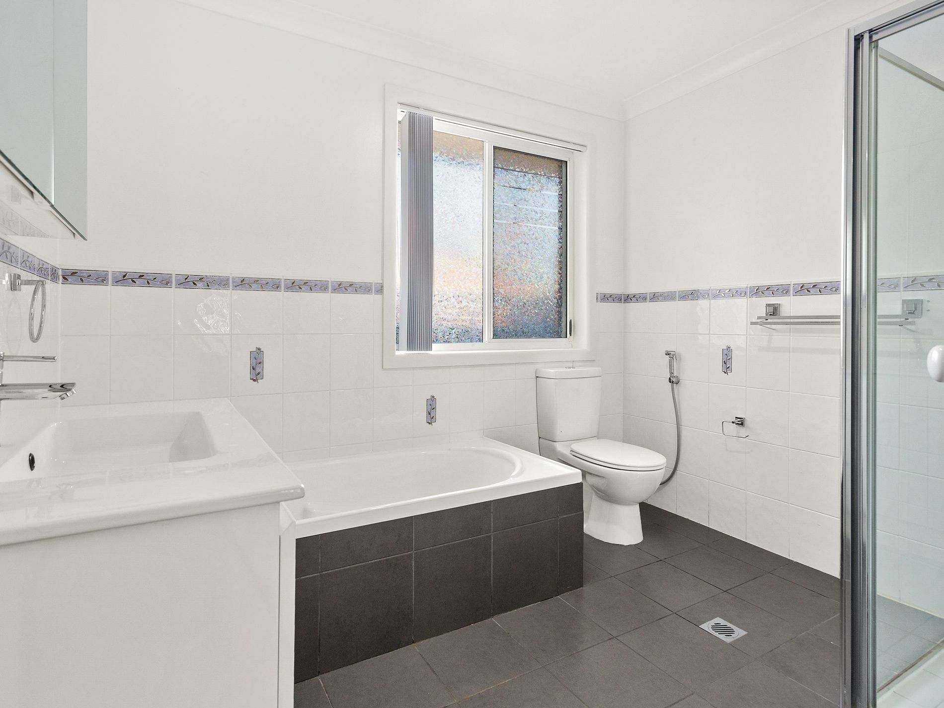 42 Tarra Crescent, Oak Flats