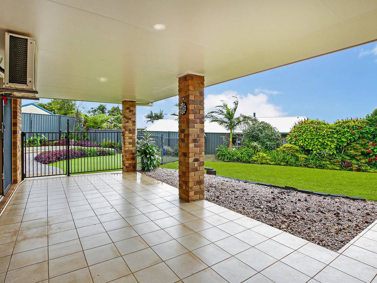 25 Storer Street, Atherton