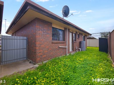 1-3 / 9 Young Street, Horsham