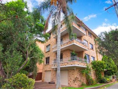 2 / 43 Mill Street, Carlton