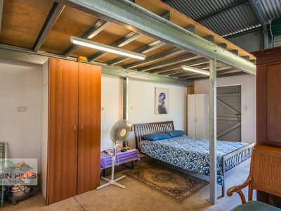 876  Green Pigeon Road, Green Pigeon