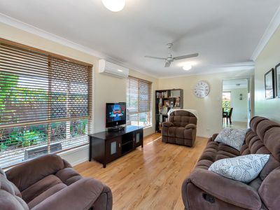 12 Dianthus Place, Flinders View
