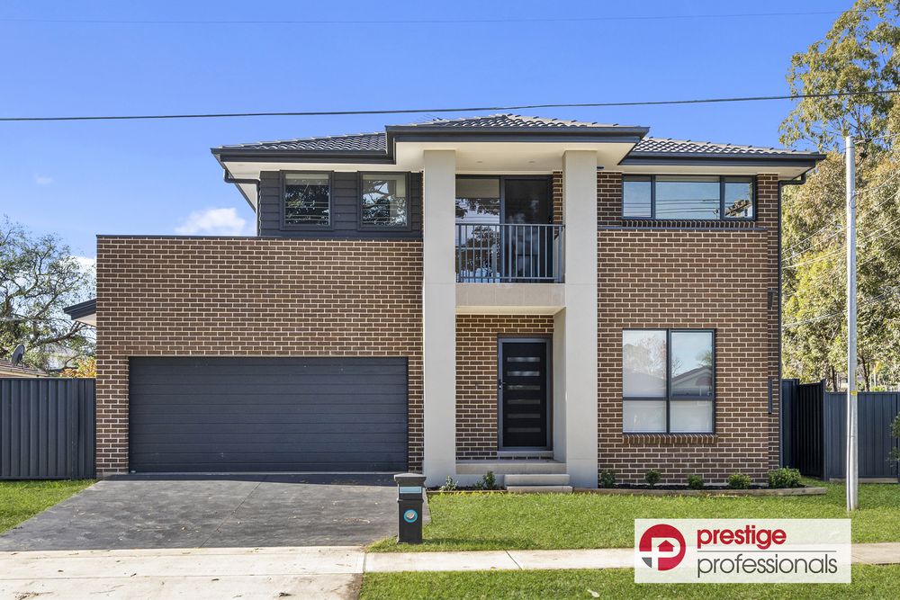 8 Salamaua Crescent, Holsworthy