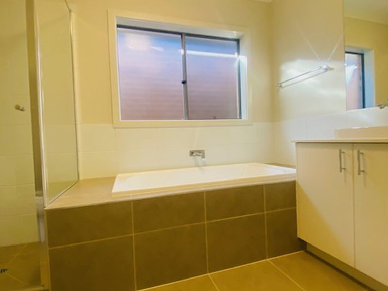 66 Altura Drive, Truganina