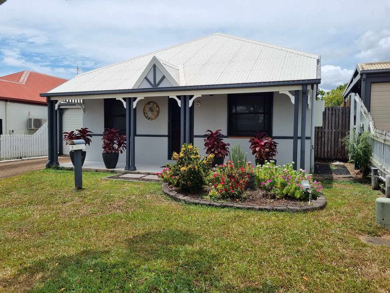 5 Bromley Close, Mount Sheridan