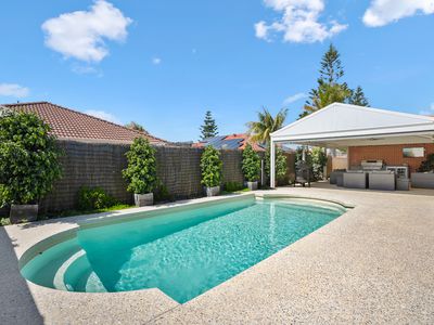 2 Anzio Court , Secret Harbour