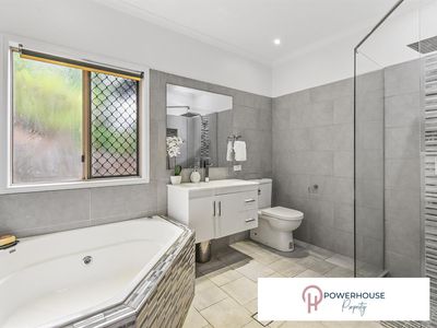 6 East Parkridge Drive, Brinsmead