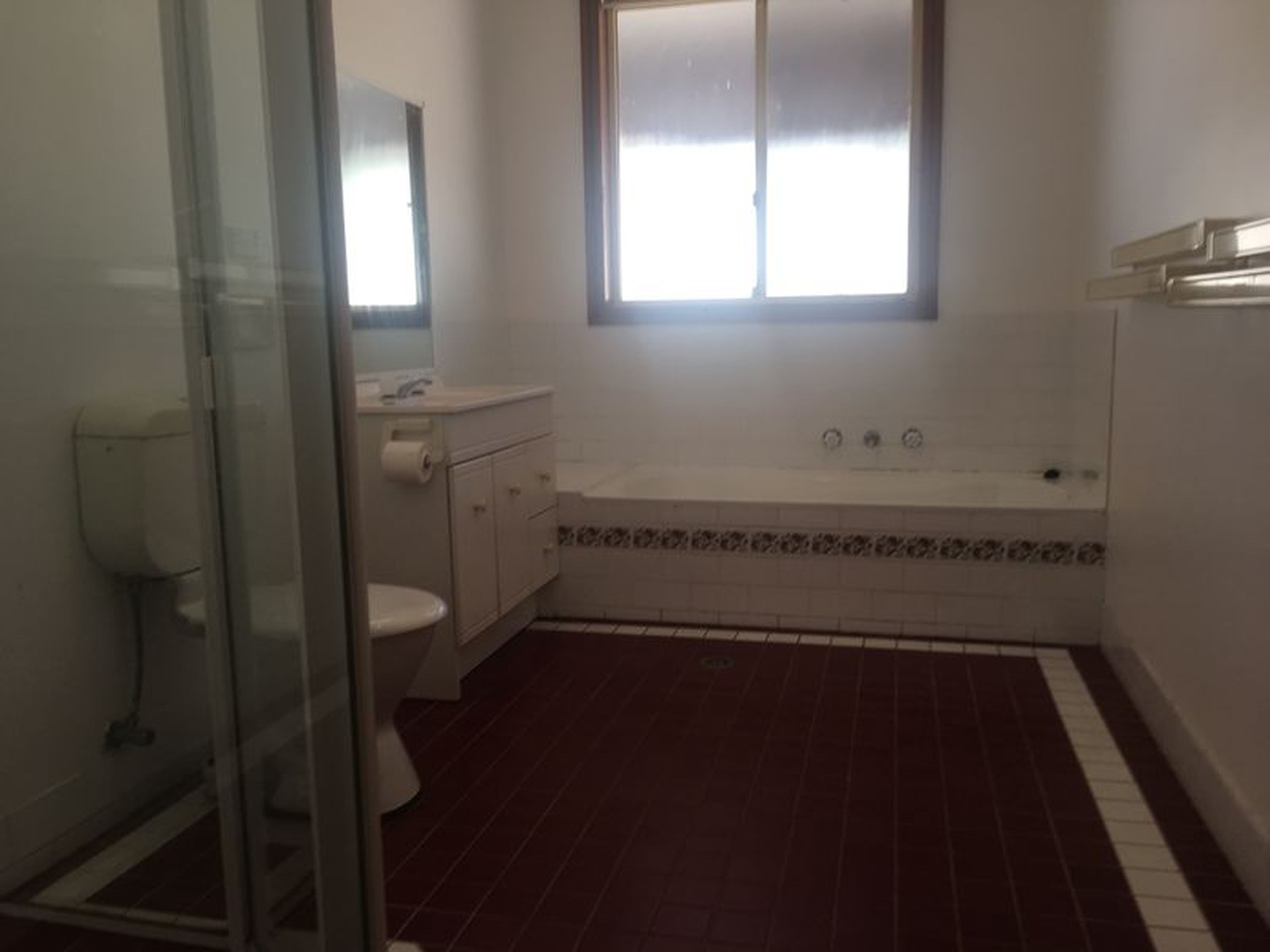 56 Whitegates Road, LONDONDERRY