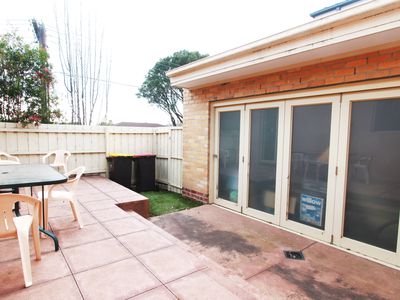 1235 North Road, Oakleigh