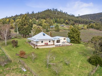 50 Cairns Road, Surges Bay