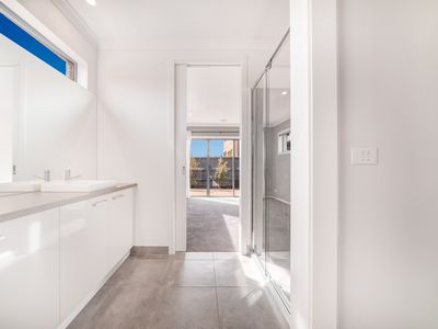 30 Bandicoot Loop, Tarneit