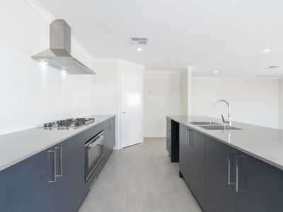 8 Blissful Wy, Baldivis