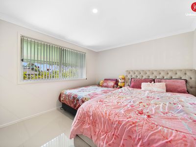 4 Underwood Street, Minto