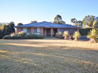 10 Old Homestead Drive, Dubbo