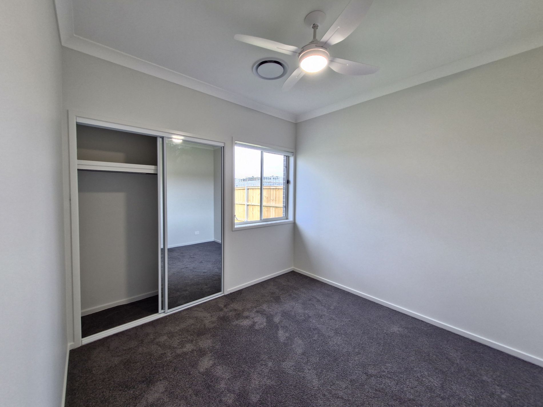 1/94 Settlers Boulevard, Chisholm