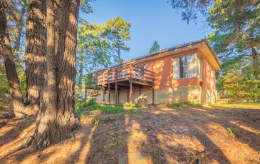8 Fairhazel Court, Beaconsfield Upper