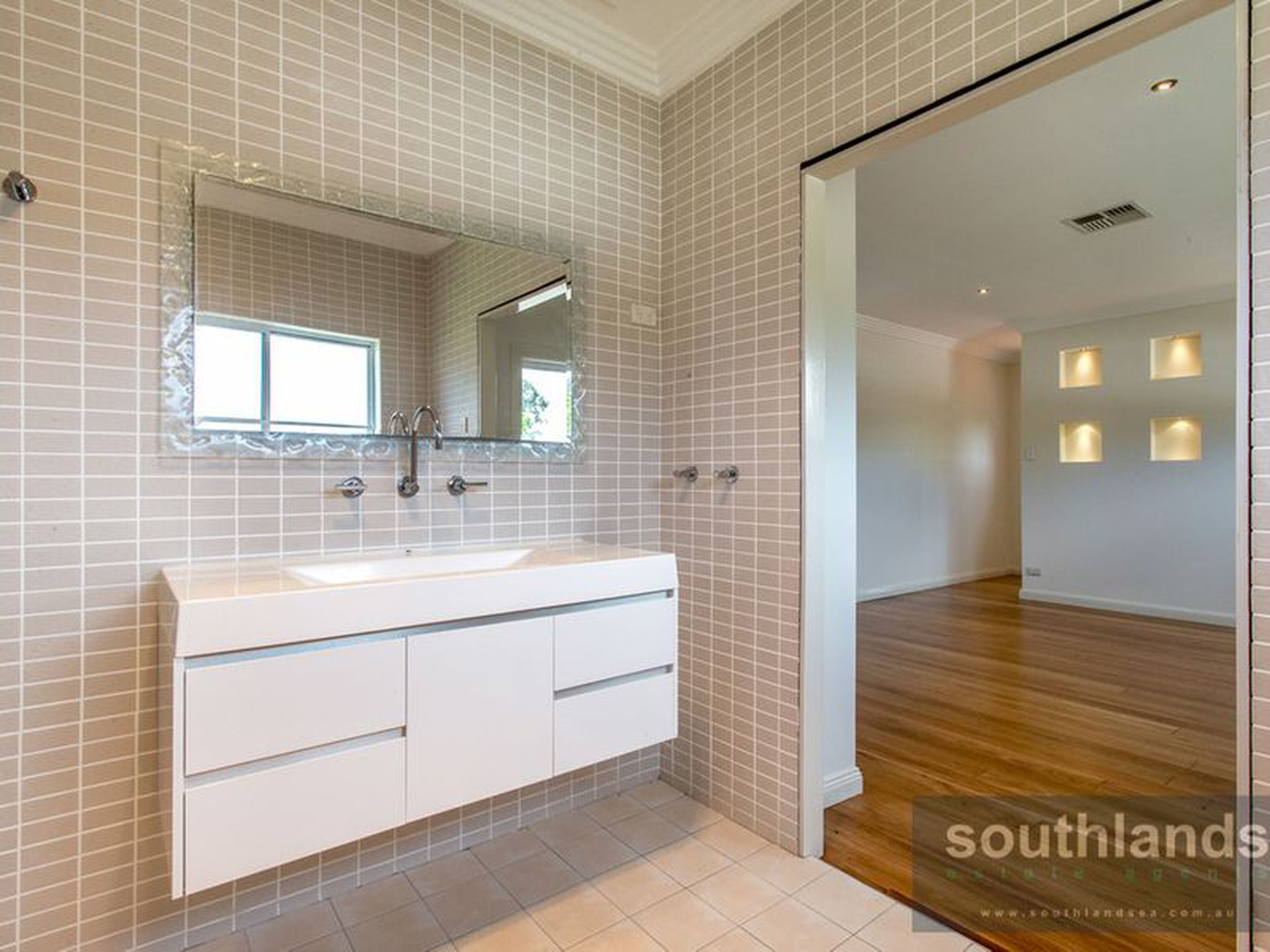 18 Glenmore Place, SOUTH PENRITH
