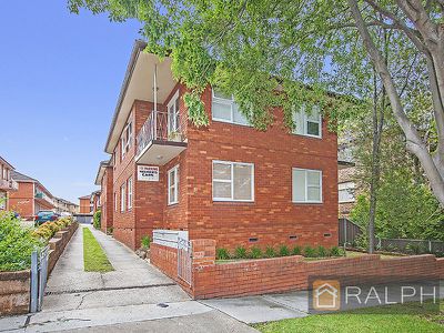 9 / 11 Myra Road, Dulwich Hill