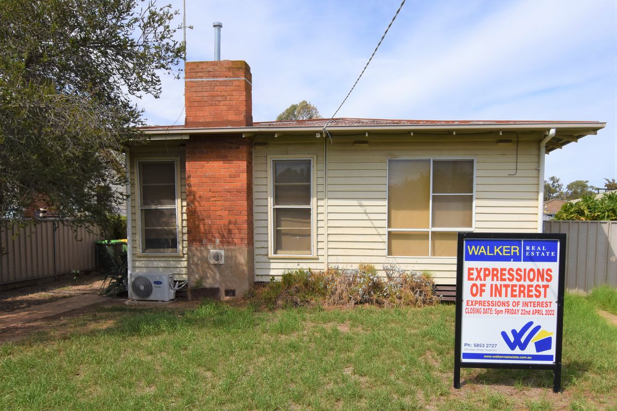 6 Day Street, Tongala