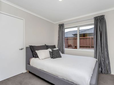 33 Rossall Crescent, Rolleston