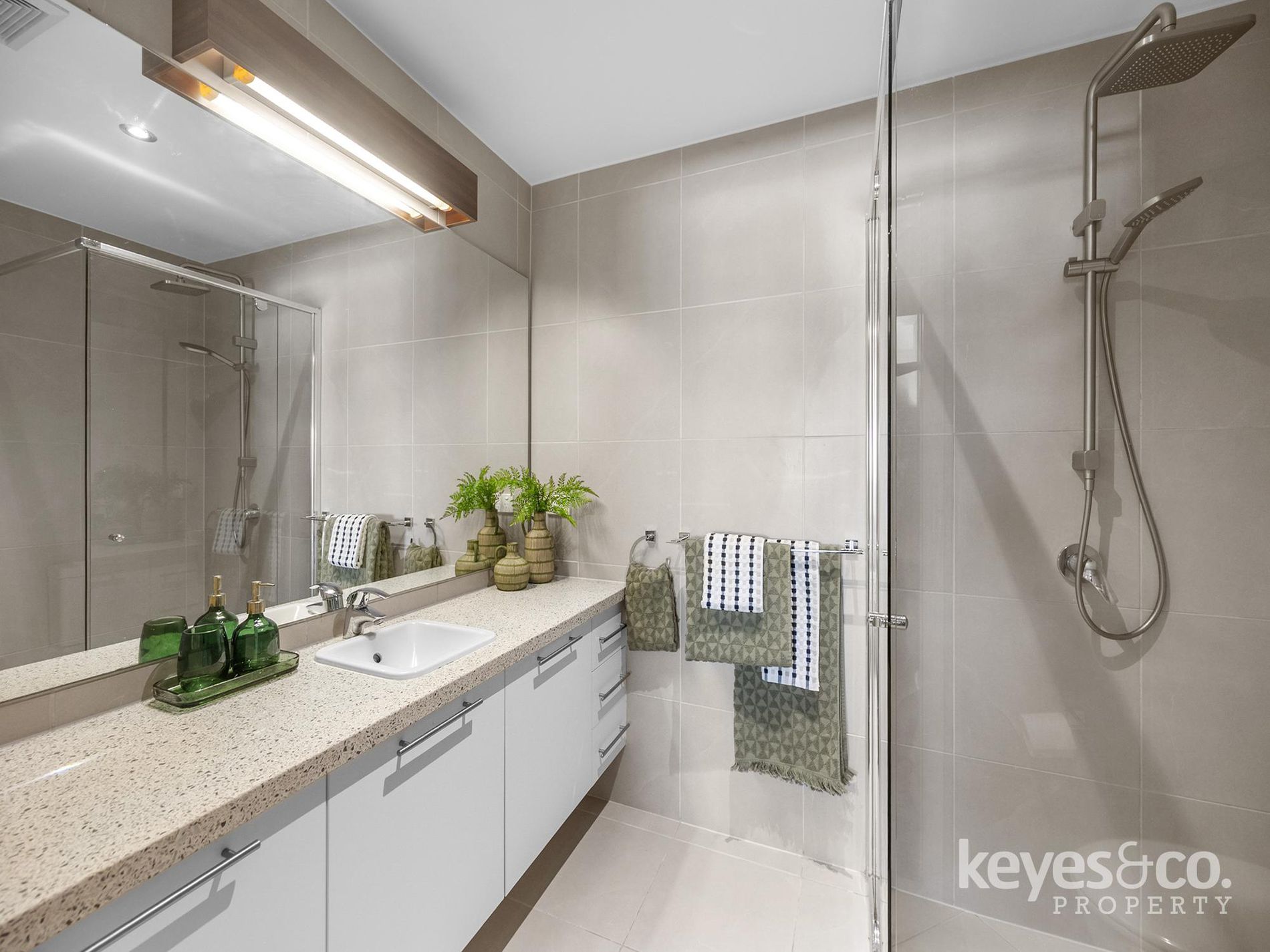 602 / 122 Walker Street, Townsville City