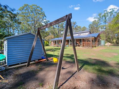 1 Woodlands Drive, Hallidays Point