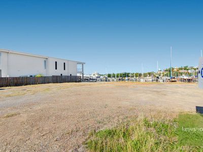 19 / 48-55 Sir Leslie Thiess Drive, Townsville City