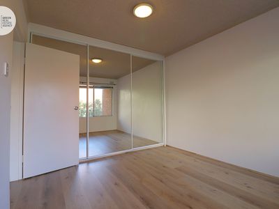 9 / 37 Meadow Crescent, Meadowbank