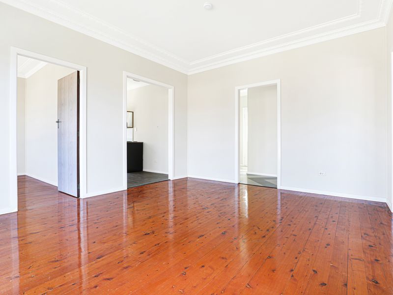 11 Barina Avenue, Lake Heights