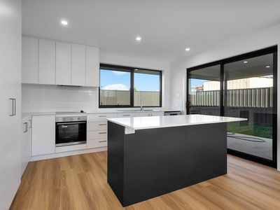 3 / 18 Liffey St, Carrick