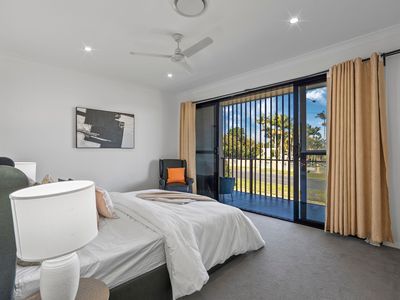 11 / 10 Zircon Close, Rochedale