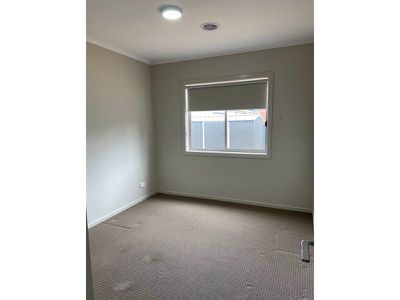 81 Bluebell Drive, Craigieburn