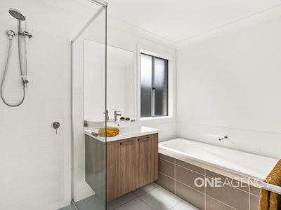11 Pony Drive, Calderwood