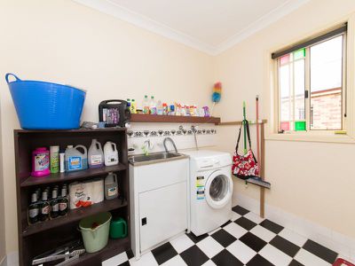 9 / 77 Bultje Street, Dubbo