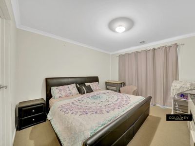 8 Isabella Way, Tarneit